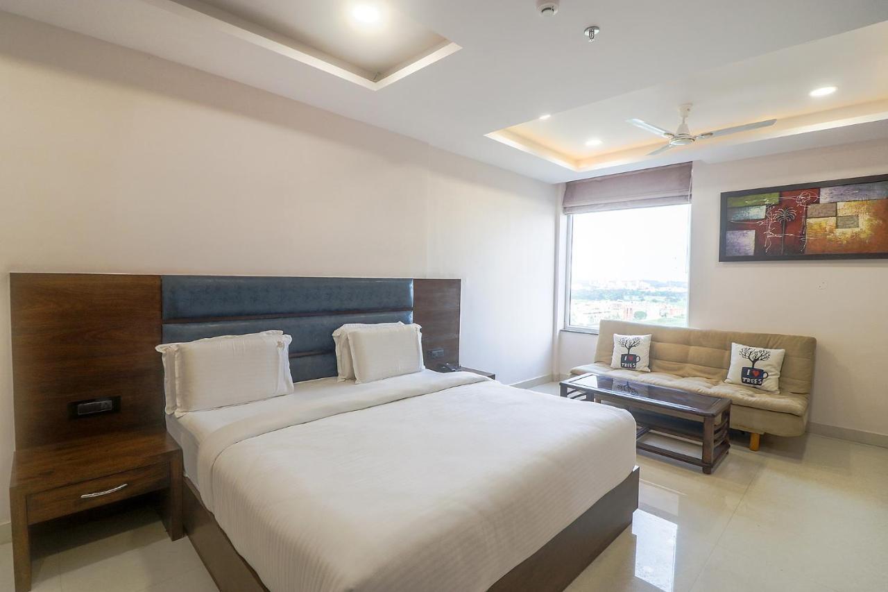 Fabhotel Mid Town Grand Panchkula Εξωτερικό φωτογραφία