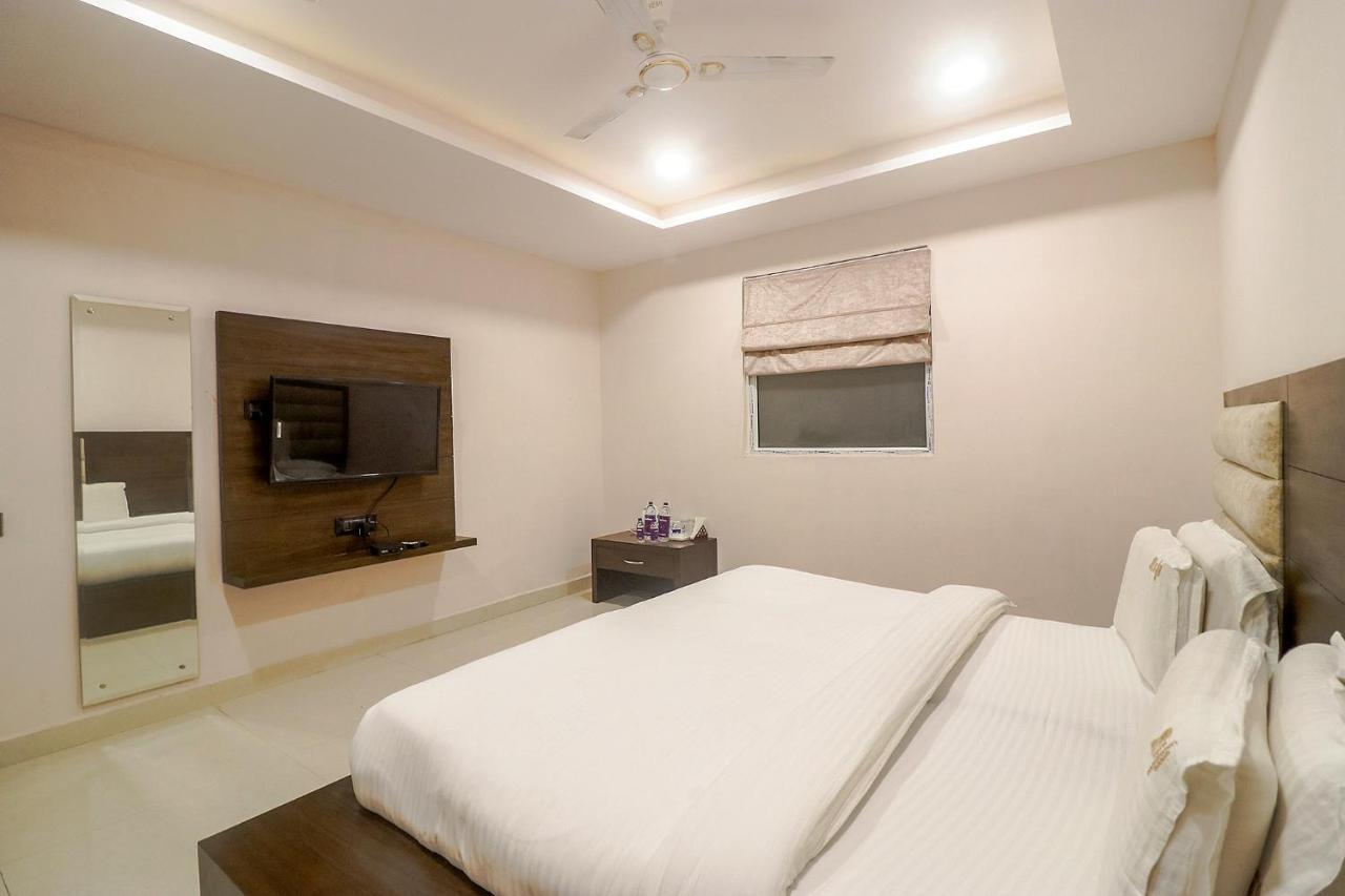 Fabhotel Mid Town Grand Panchkula Εξωτερικό φωτογραφία