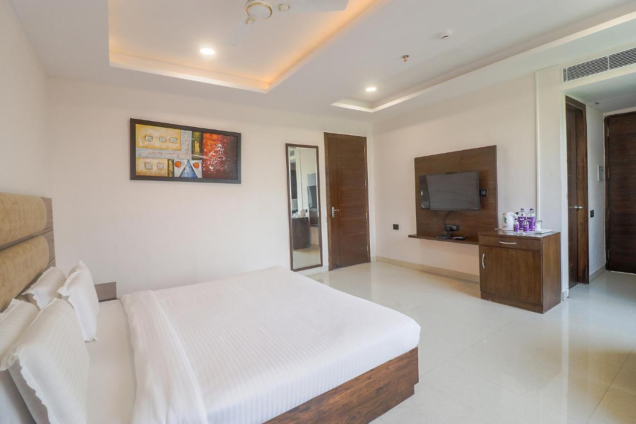 Fabhotel Mid Town Grand Panchkula Εξωτερικό φωτογραφία