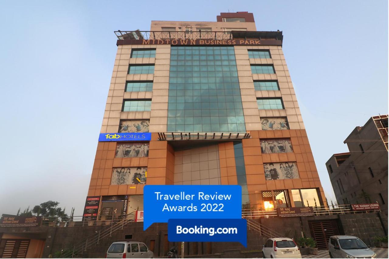 Fabhotel Mid Town Grand Panchkula Εξωτερικό φωτογραφία